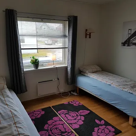 Sondre Berggate Apartement Vardo
